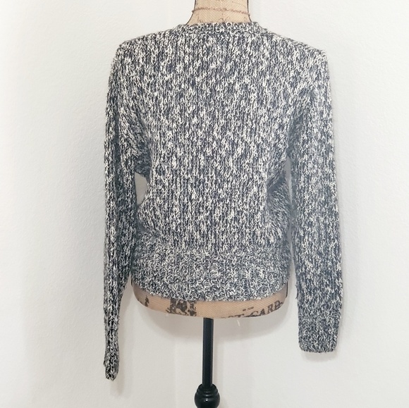 St. Michael U.K. - blk & wh knit - 4 buttons - Med. - Picture 6 of 7